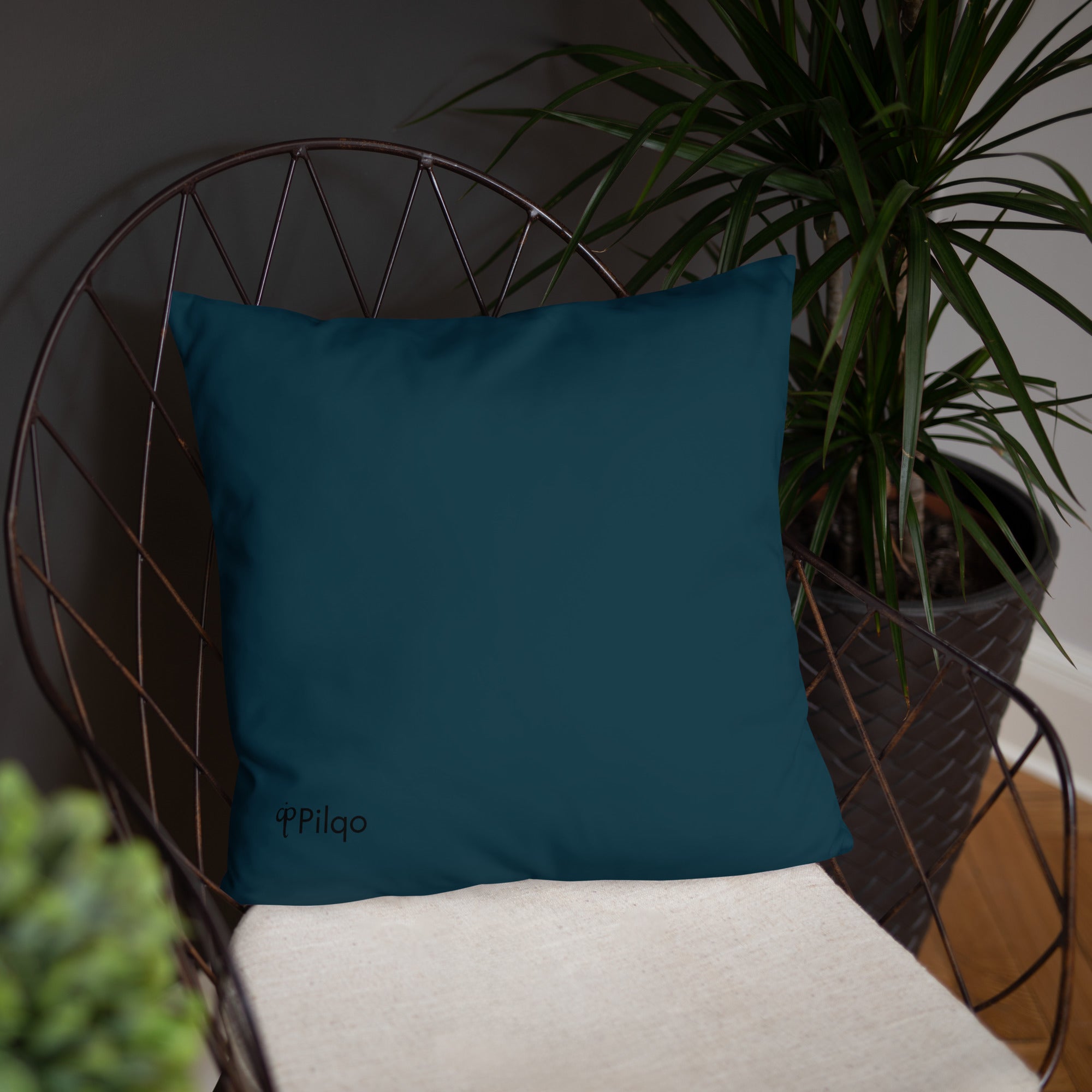 Basic Pillow with logo