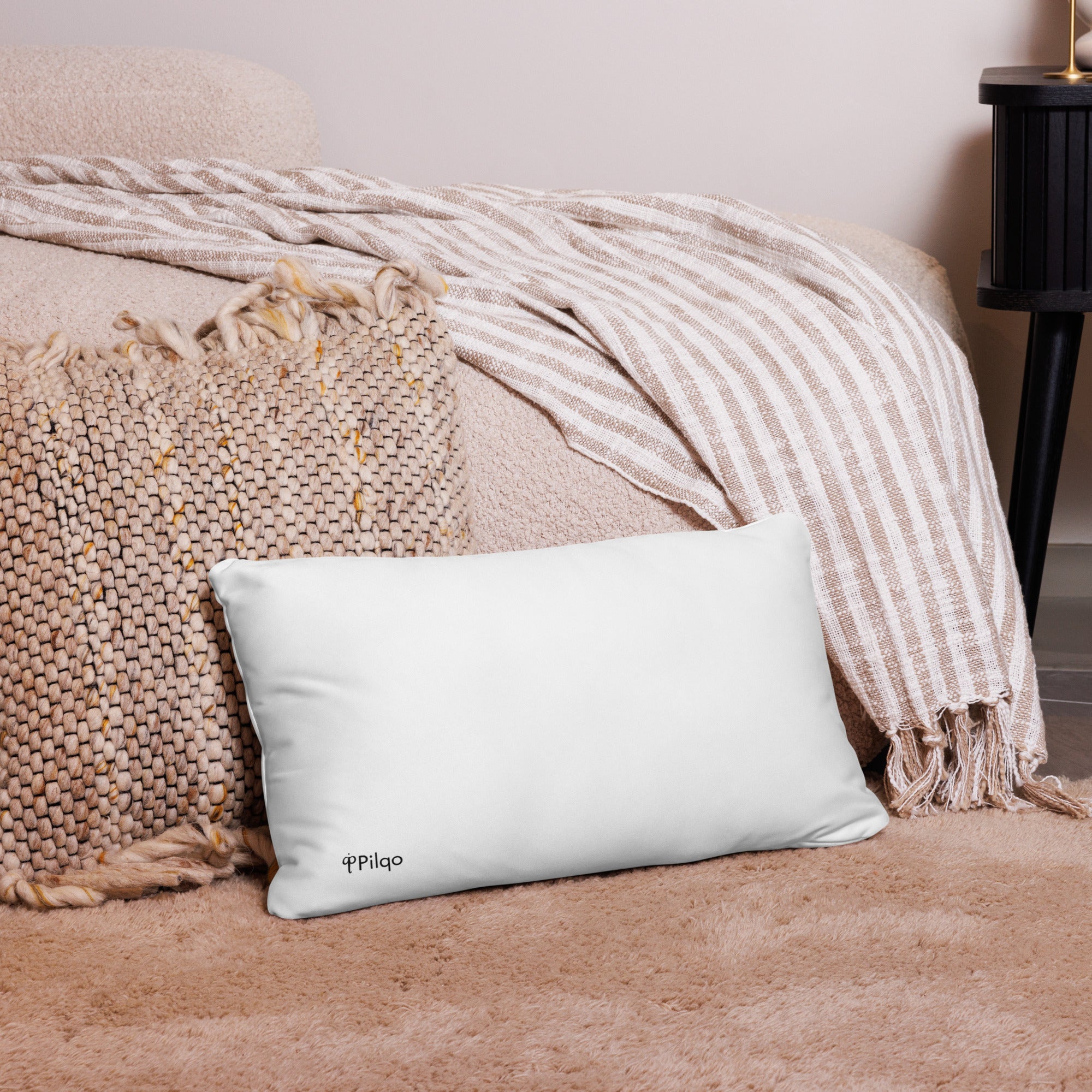 Basic Pillow with logo