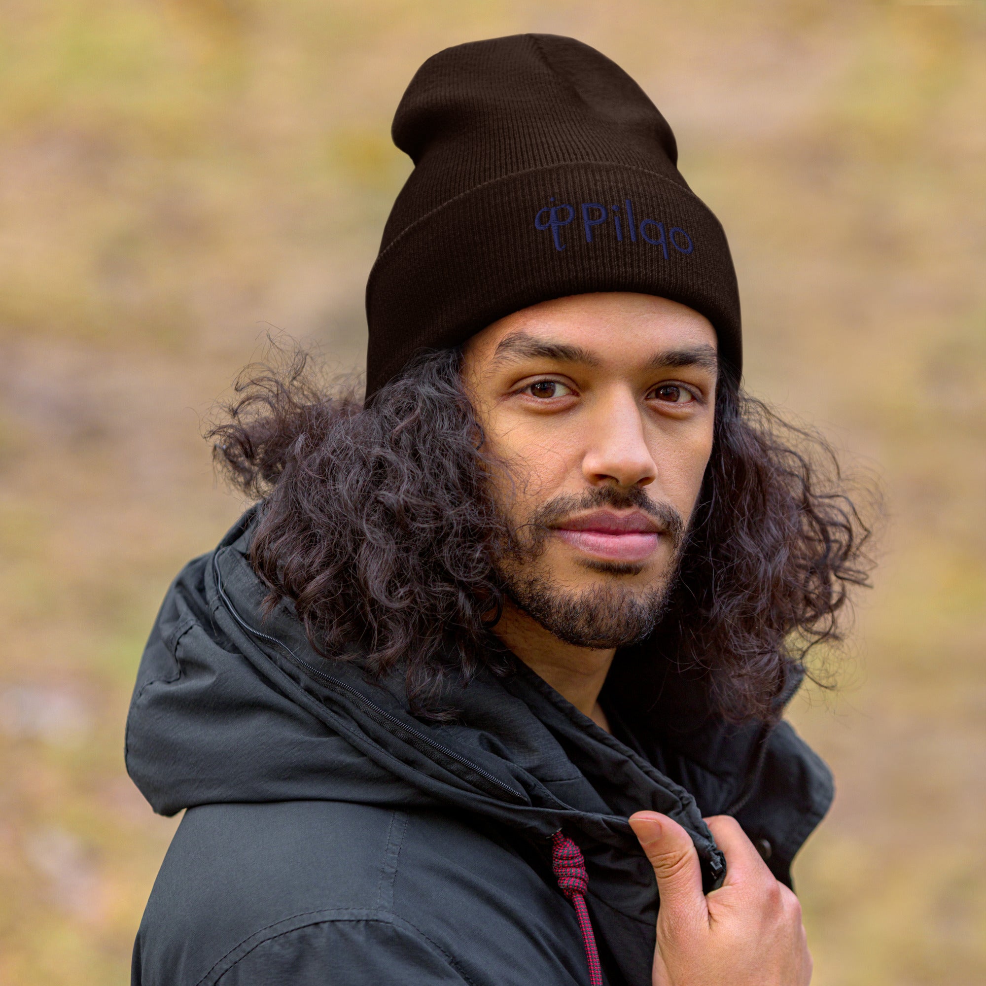 Cuffed Beanie with navy logo