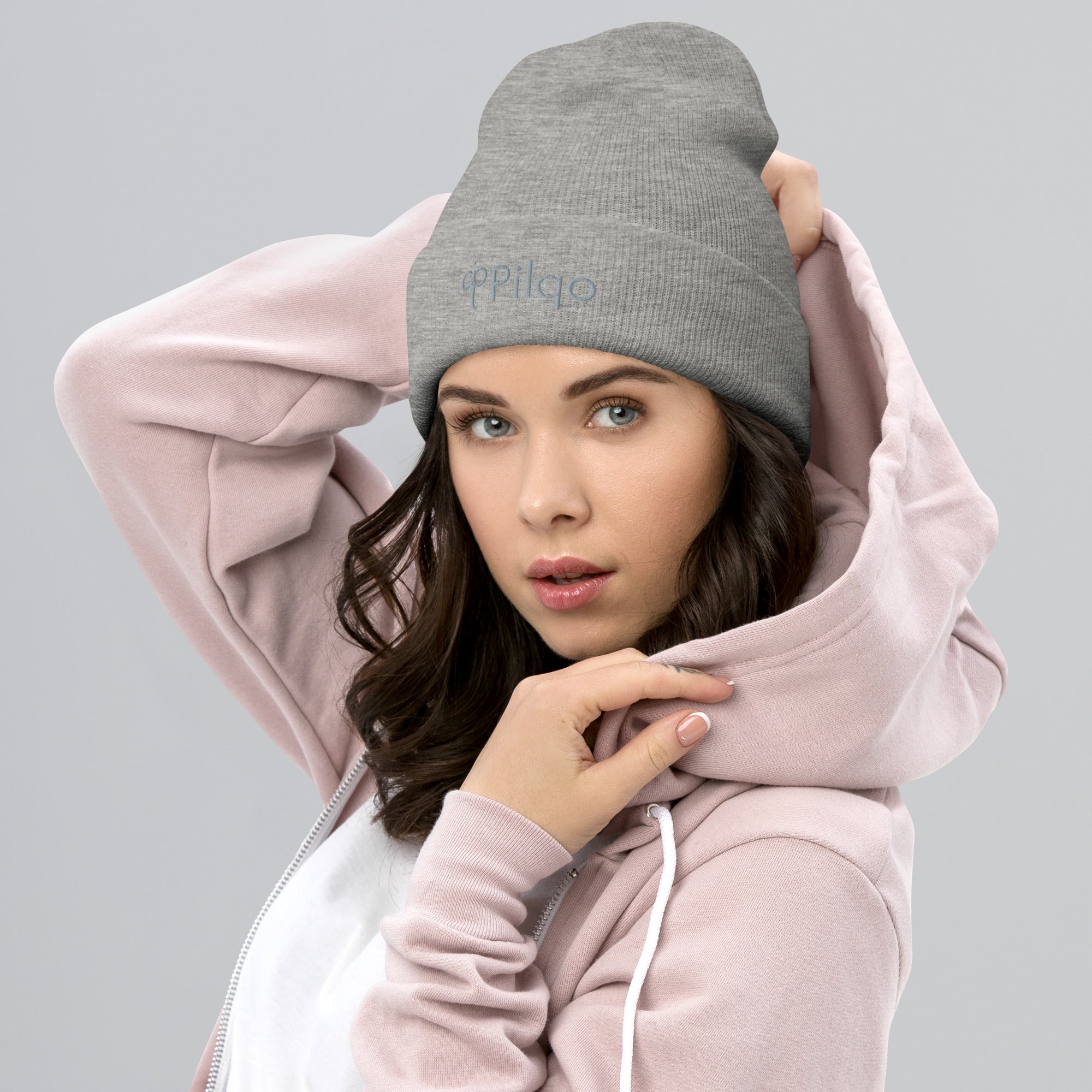 Cuffed Beanie with grey logo