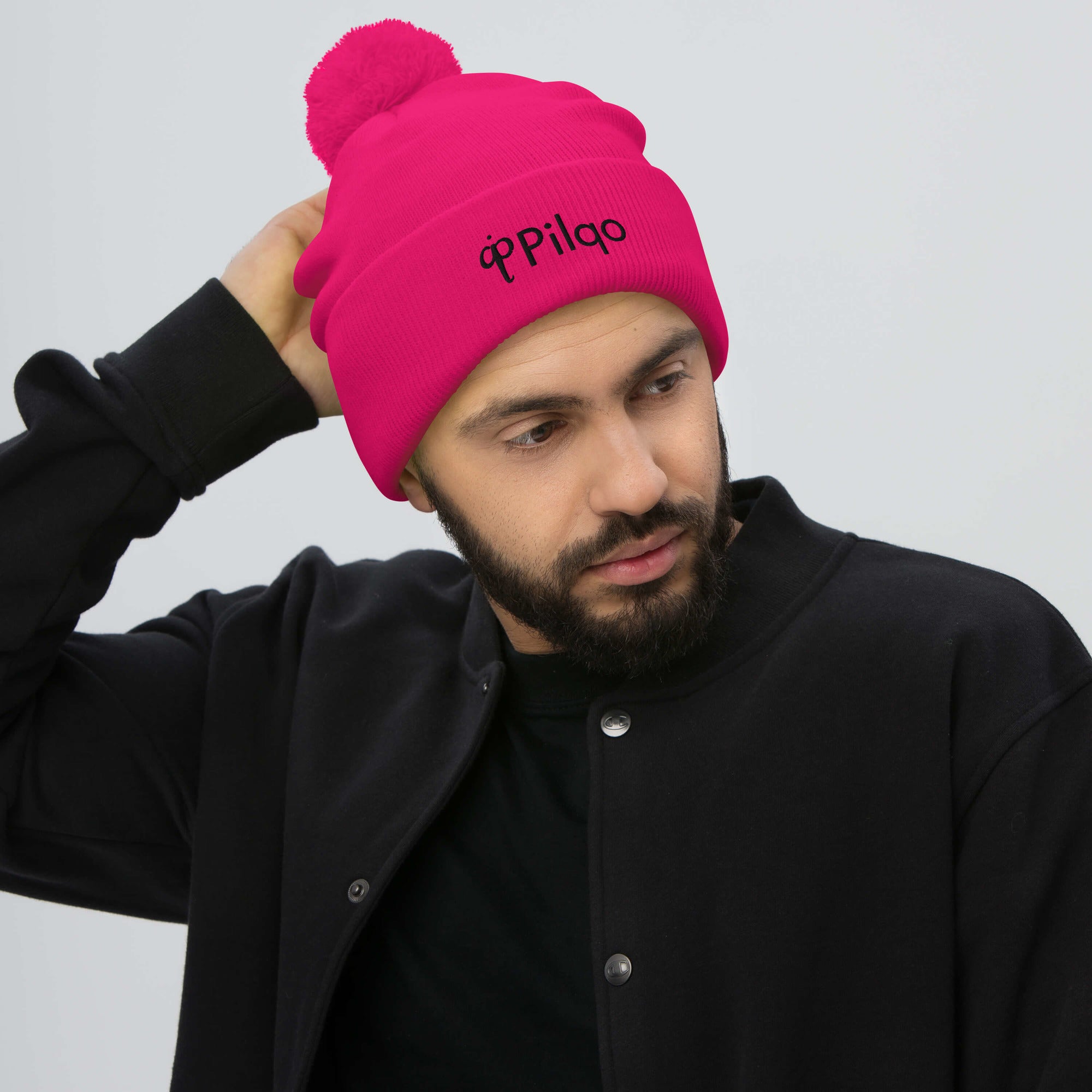 Pom-Pom Beanie with black logo