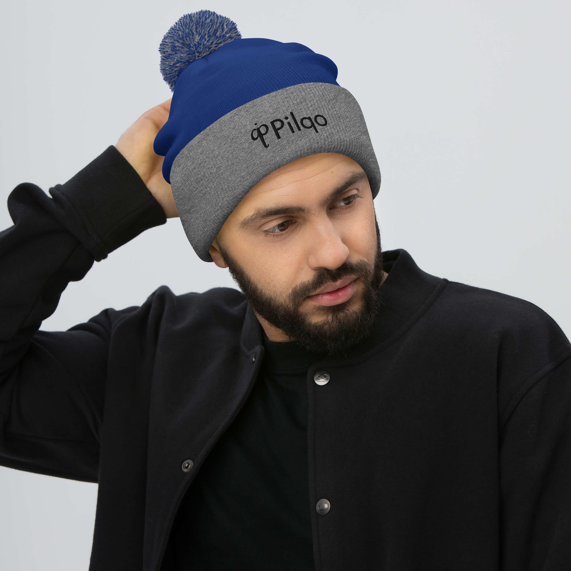 Pom-Pom Beanie with black logo