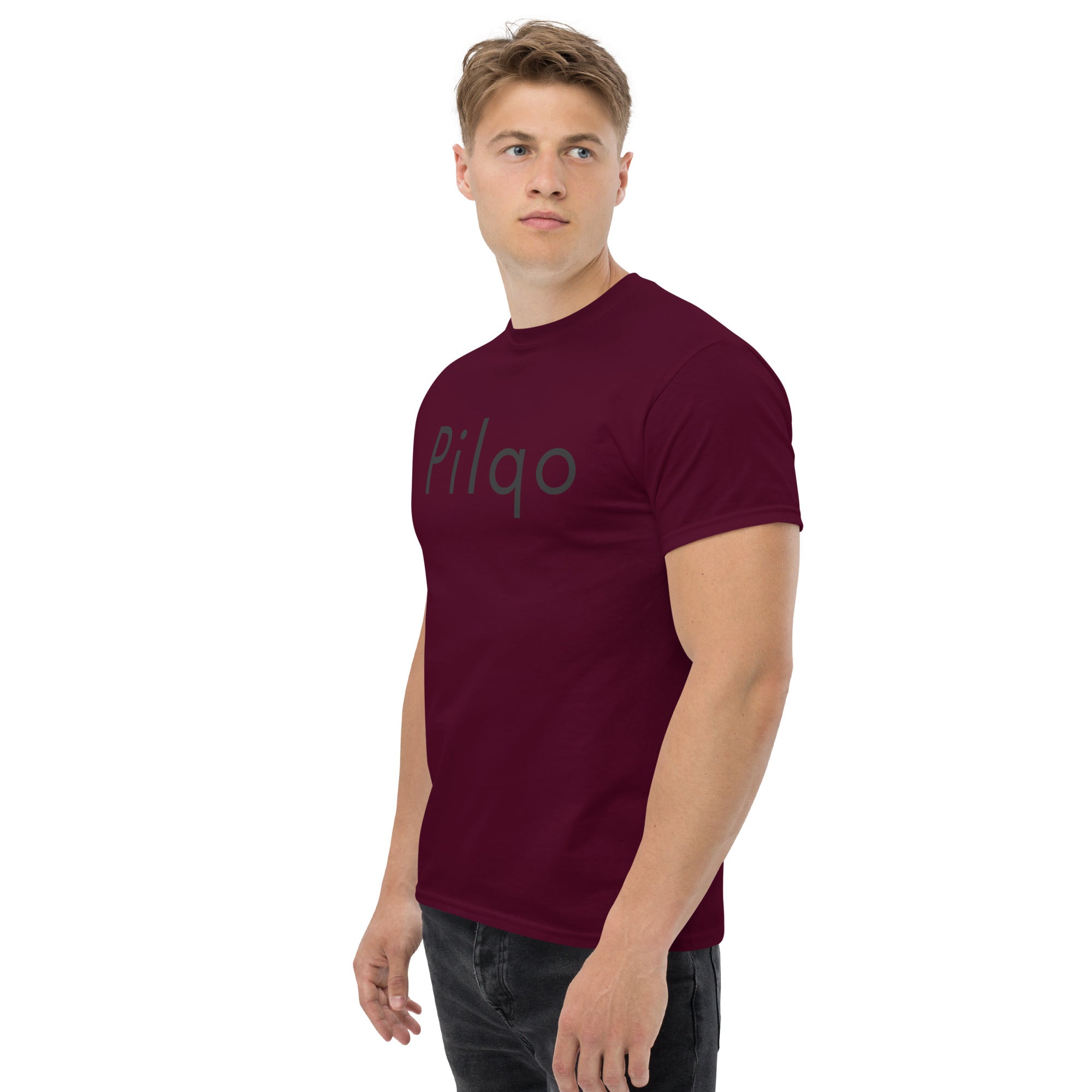 Classic tee with text Pilqo