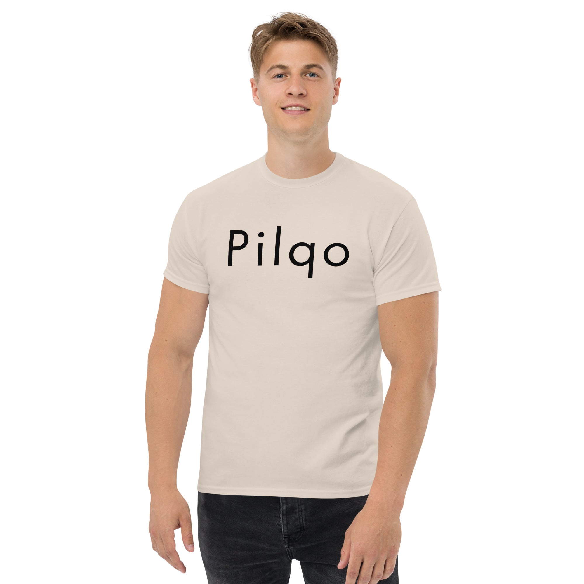 Classic tee with text Pilqo