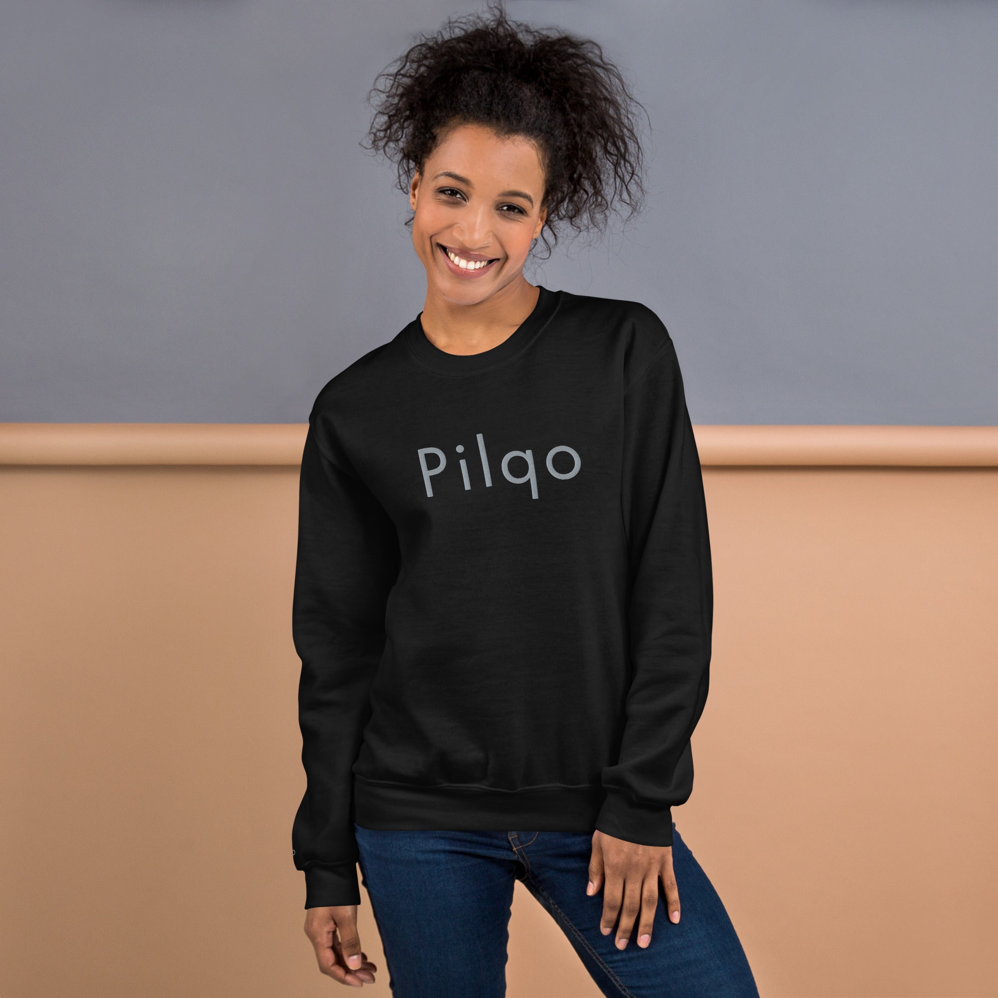 Sweatshirt with embroidery text