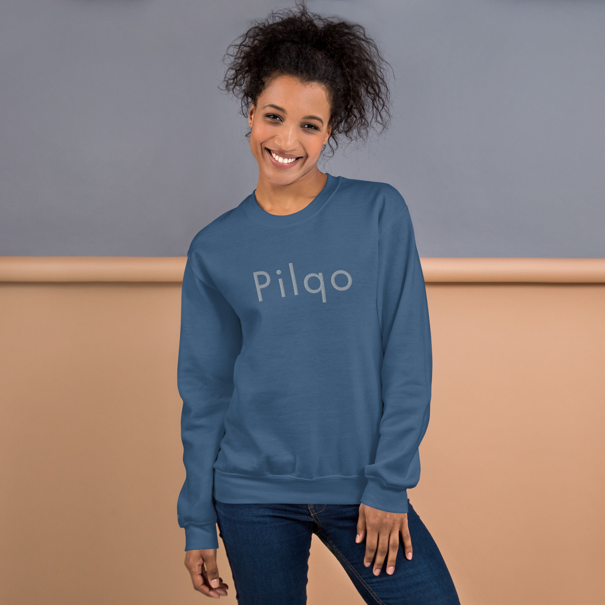 Sweatshirt with embroidery text