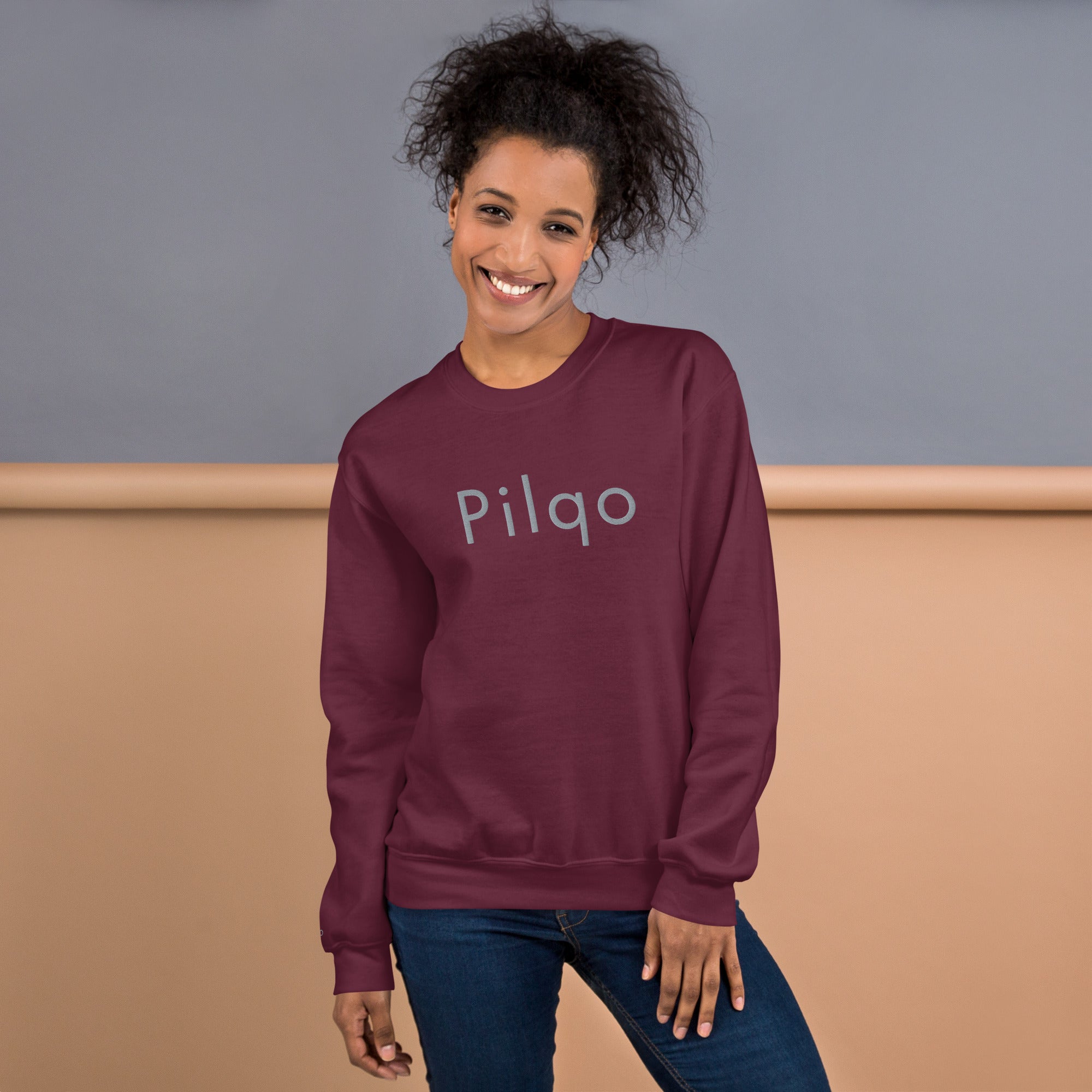 Sweatshirt with embroidery text