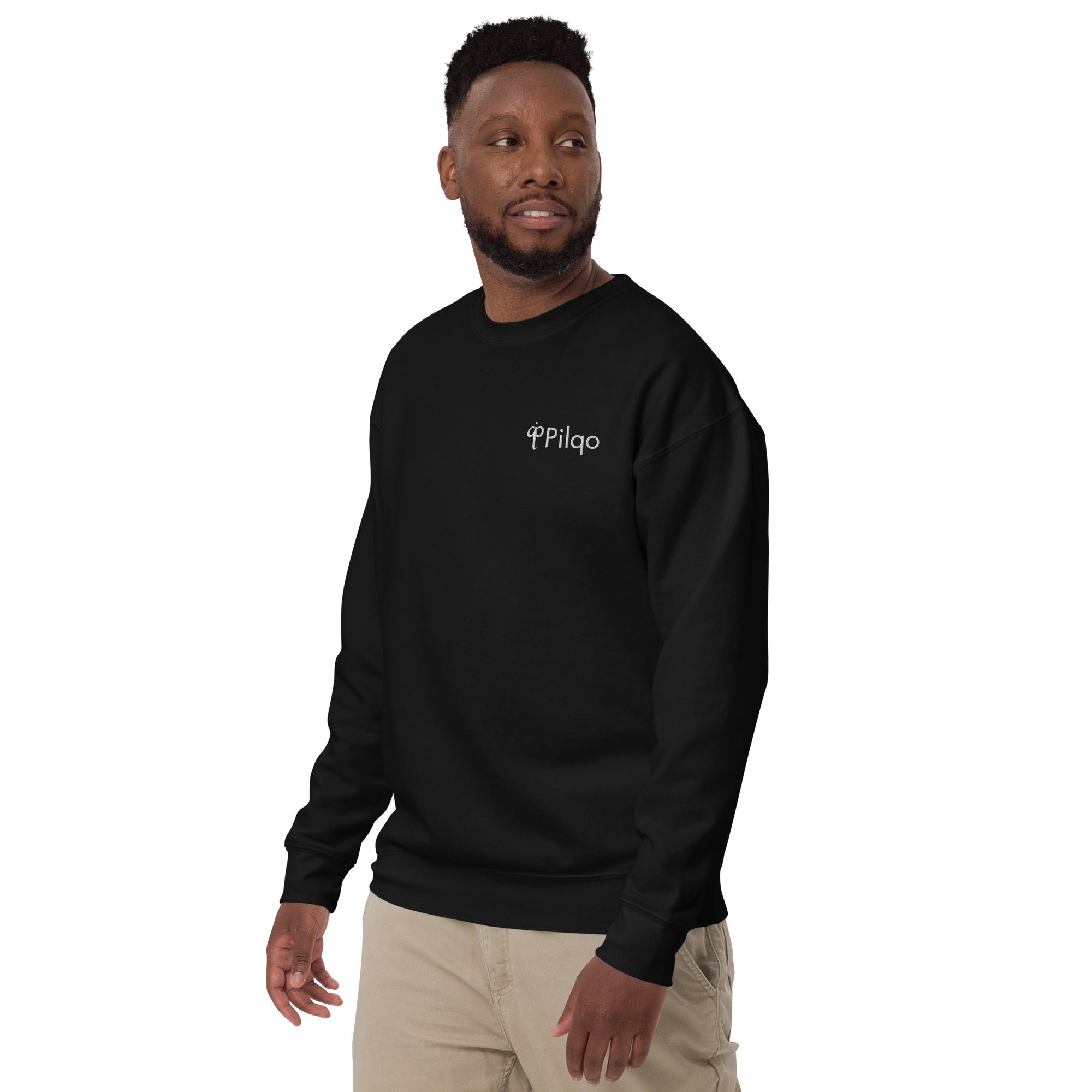 Sweatshirt with embroidery logo