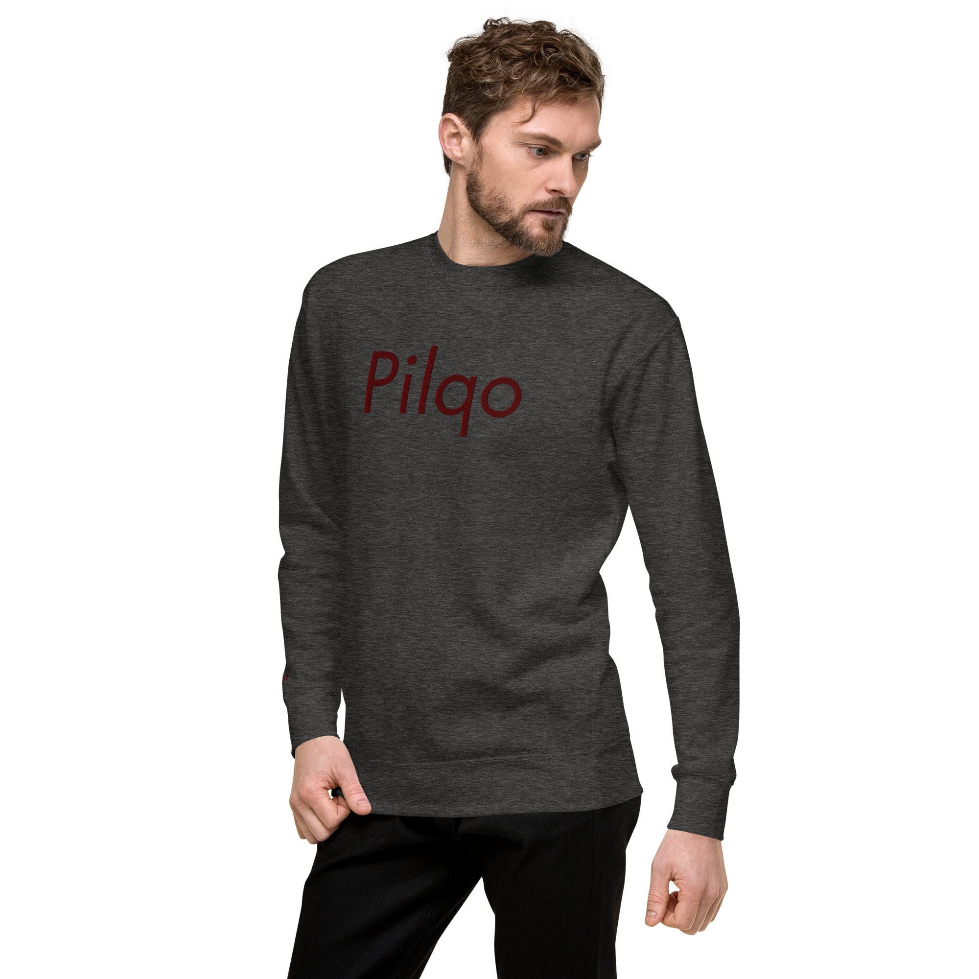 Premium-Sweatshirt mit kastanienbraunem gesticktem Text und Logo am Handgelenk