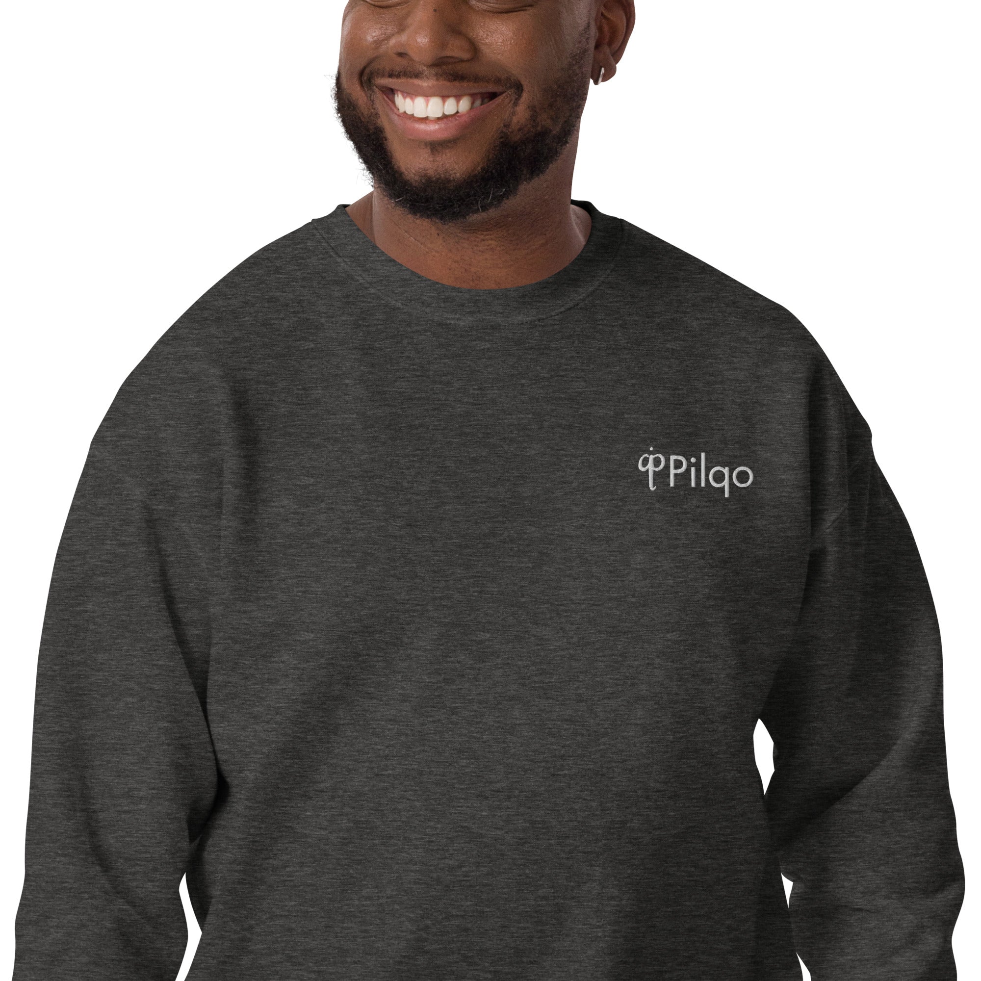 Sweatshirt with embroidery logo