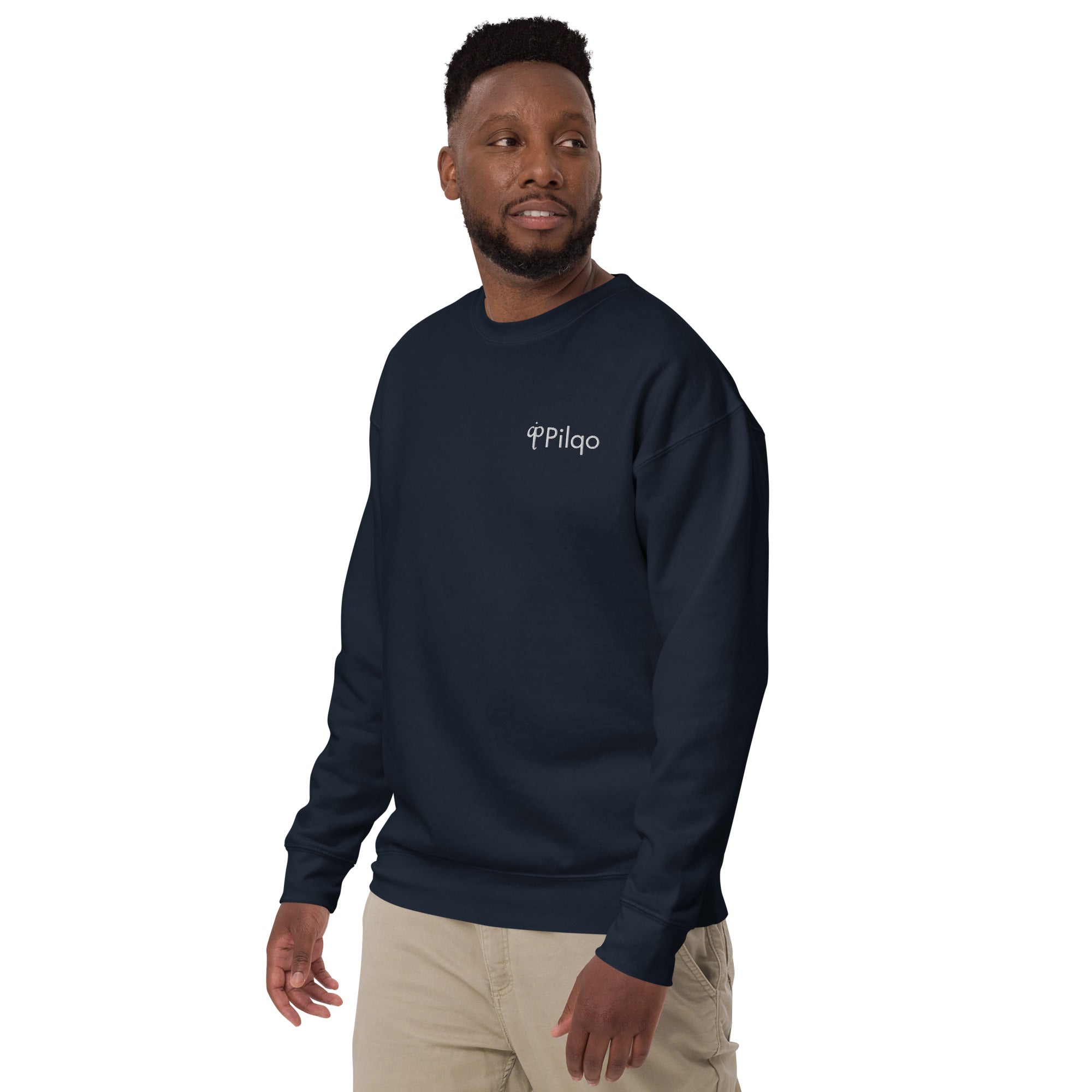 Sweatshirt with embroidery logo