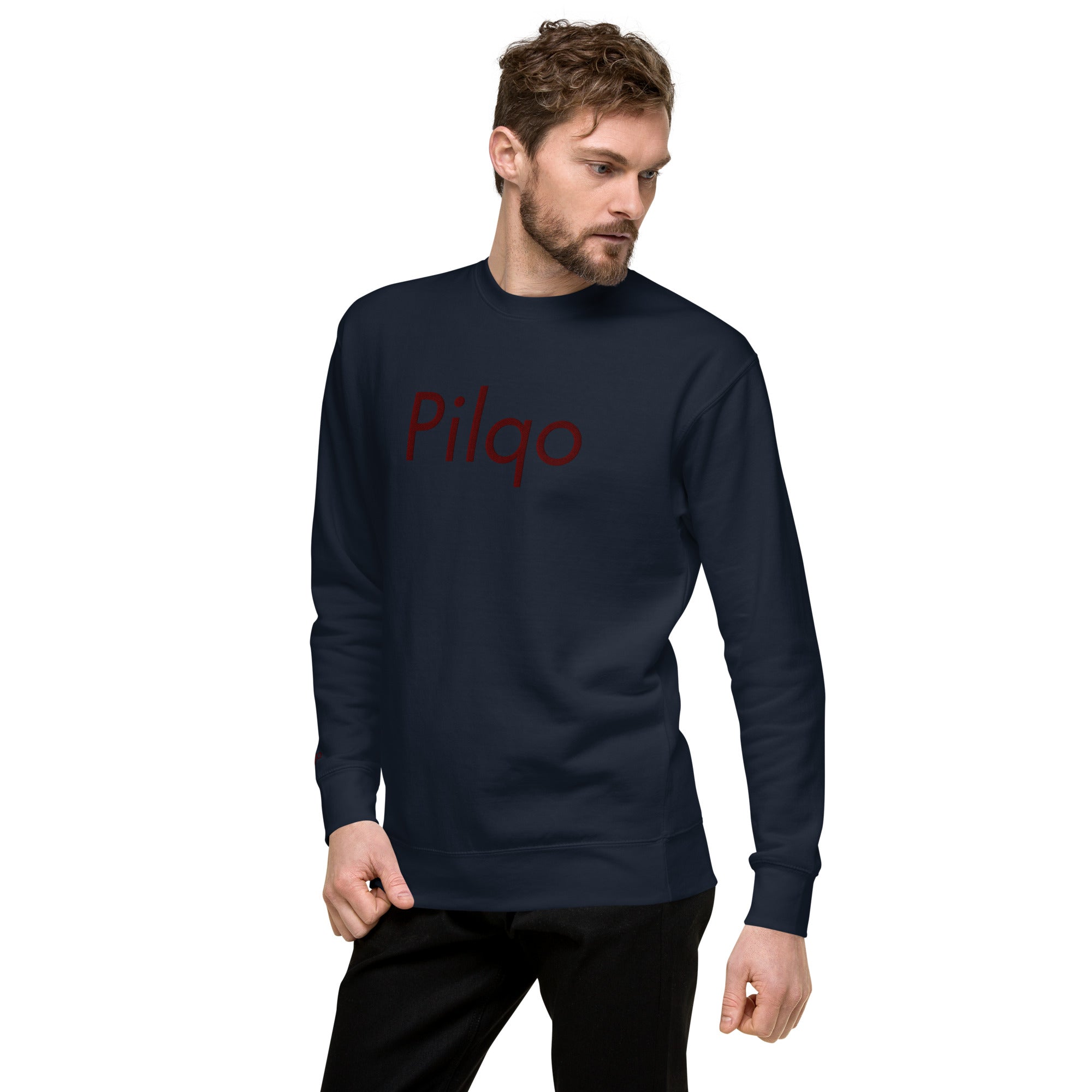 Premium-Sweatshirt mit kastanienbraunem gesticktem Text und Logo am Handgelenk