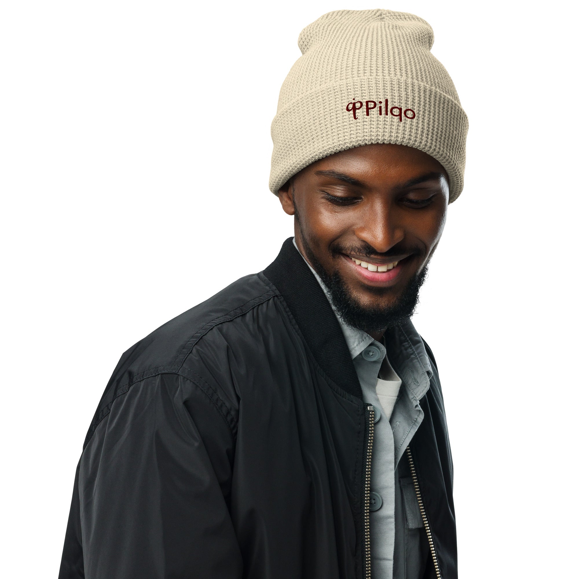 Waffle beanie with maroon 3D logo