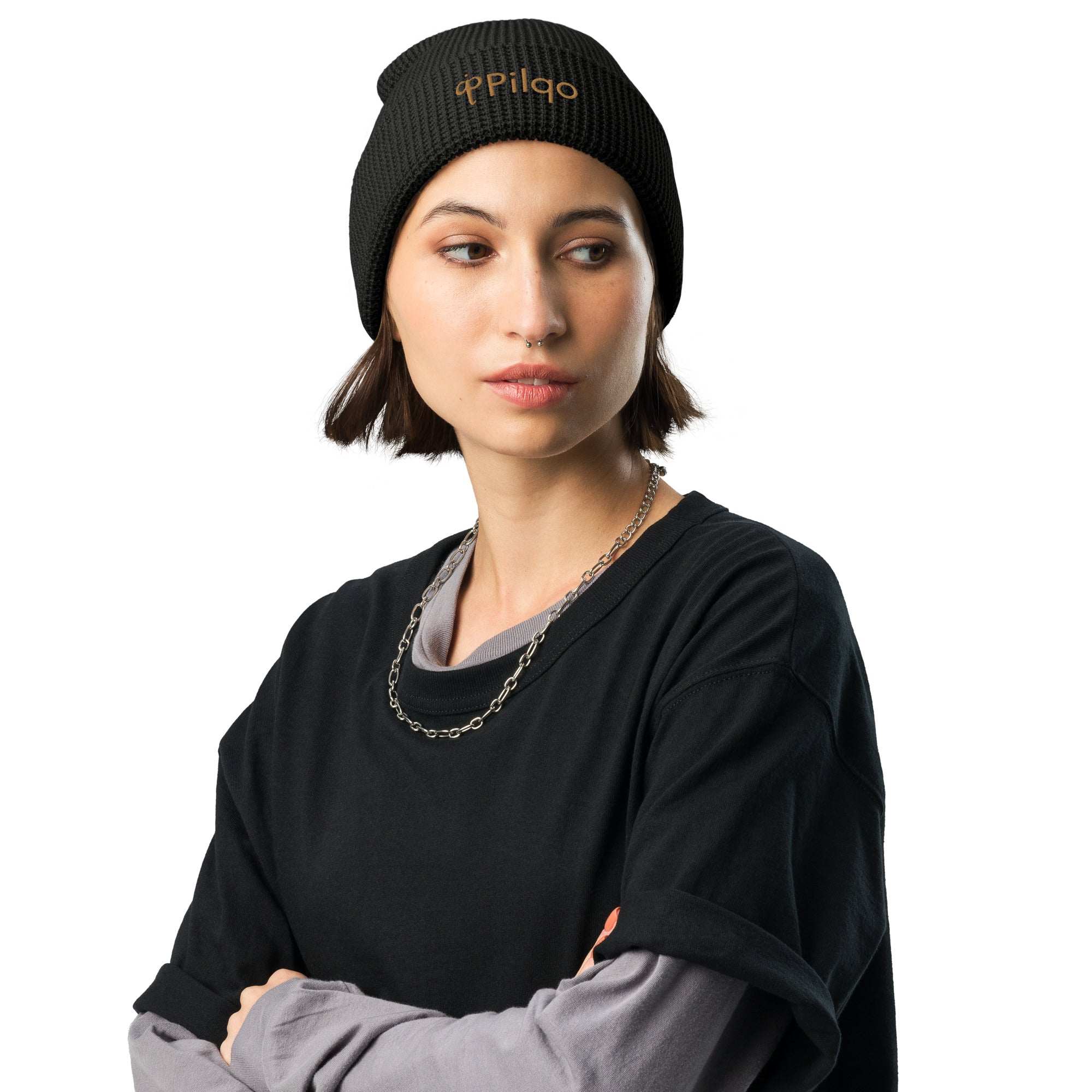 Waffle beanie with old gold logo